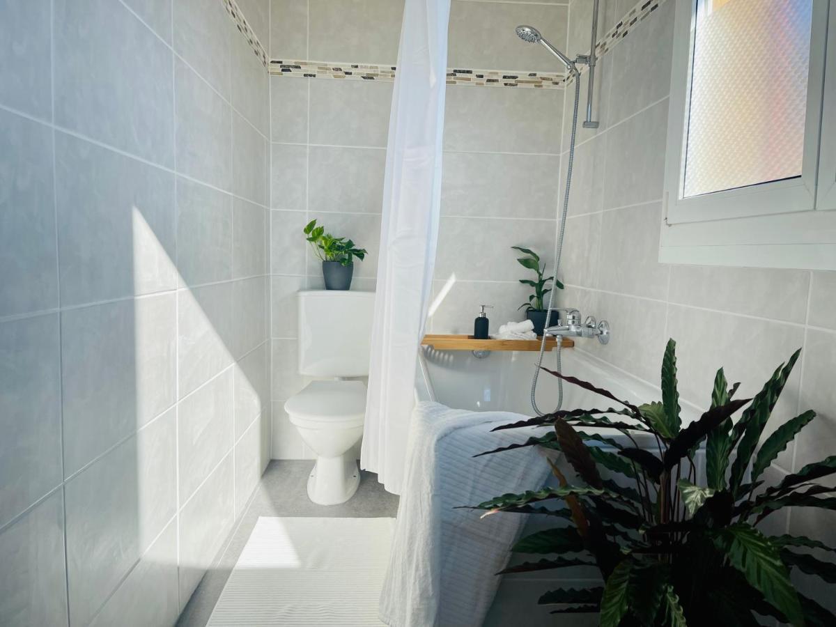 -The Urbanist- Lakeview Free Parking 2Bd Fast Wifi Oberhofen Екстер'єр фото
